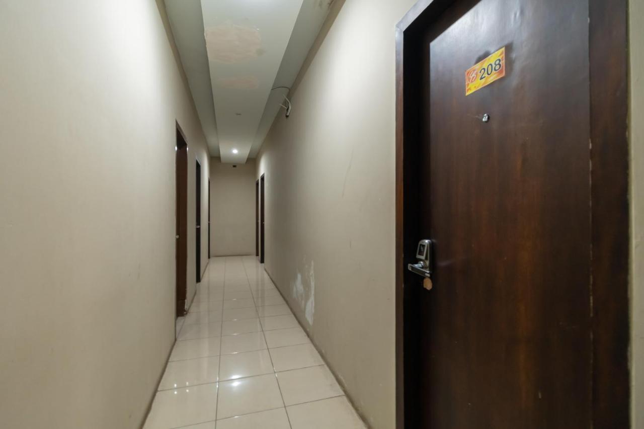 โอโย 736 โฮเต็ล เบสต์ สคิป Hotel ปาเลมบัง ภายนอก รูปภาพ