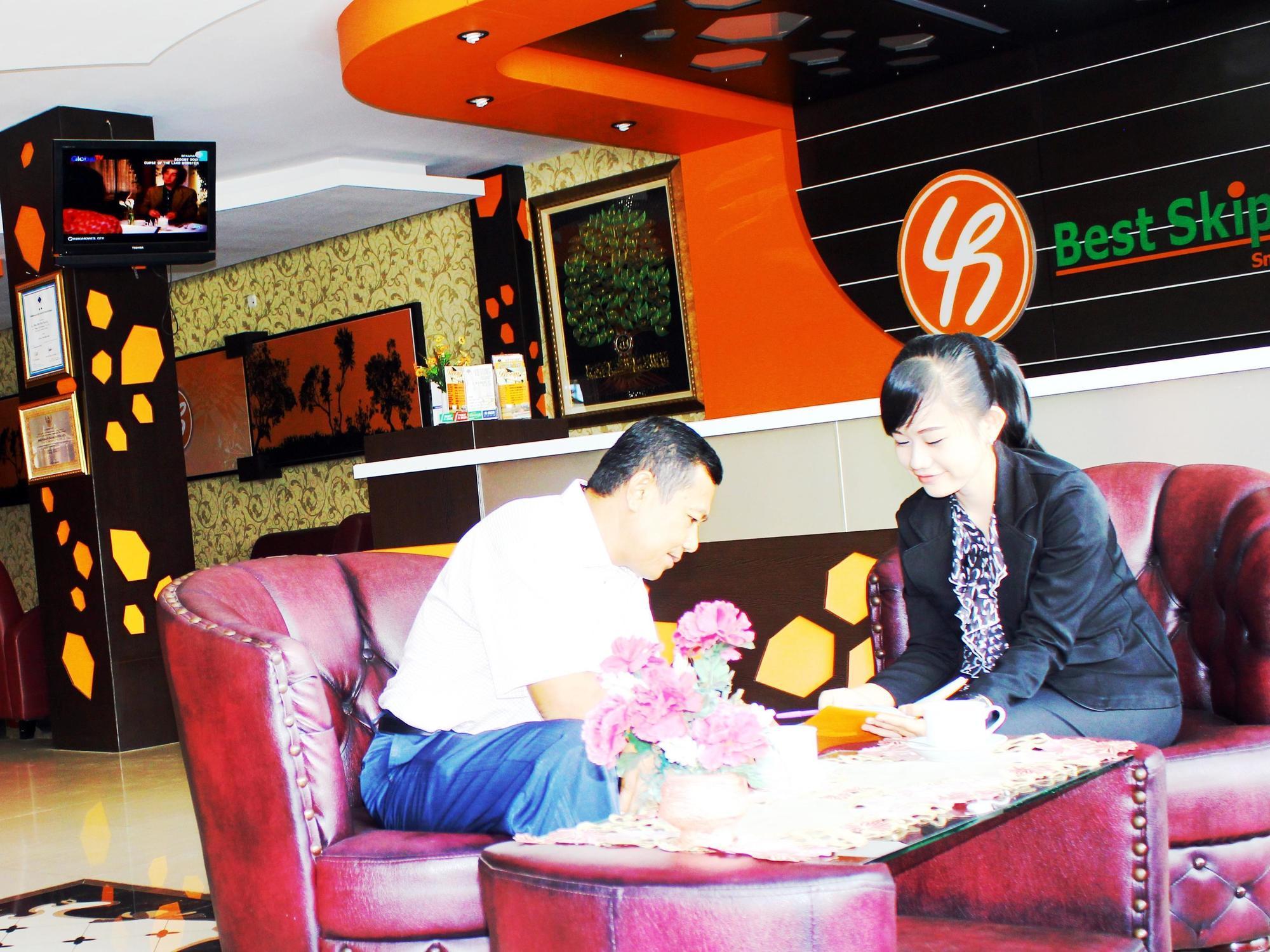 โอโย 736 โฮเต็ล เบสต์ สคิป Hotel ปาเลมบัง ภายนอก รูปภาพ